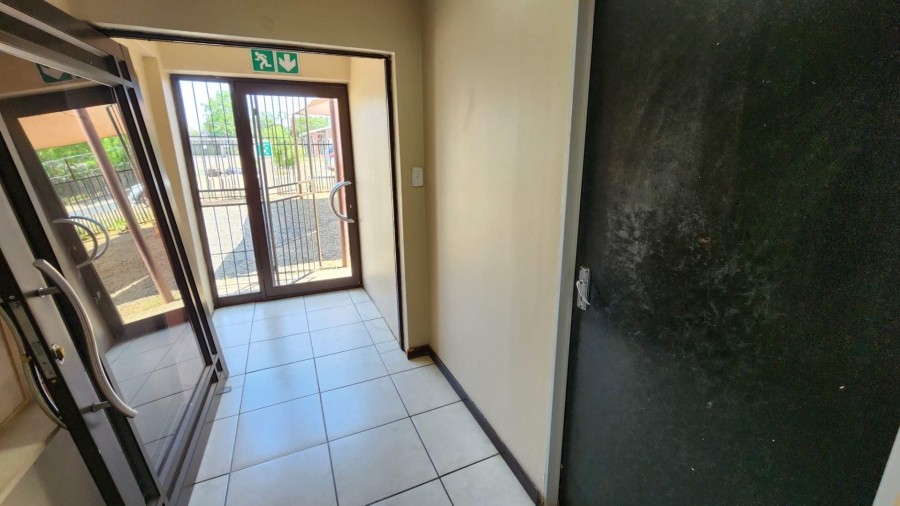 12 Bedroom Property for Sale in Brandwag Free State